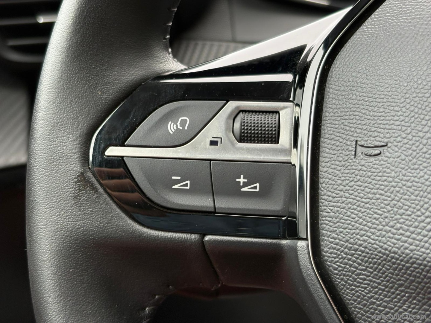 Peugeot 208 PureTech 100 S&S 5p. Allure - Immagine 23