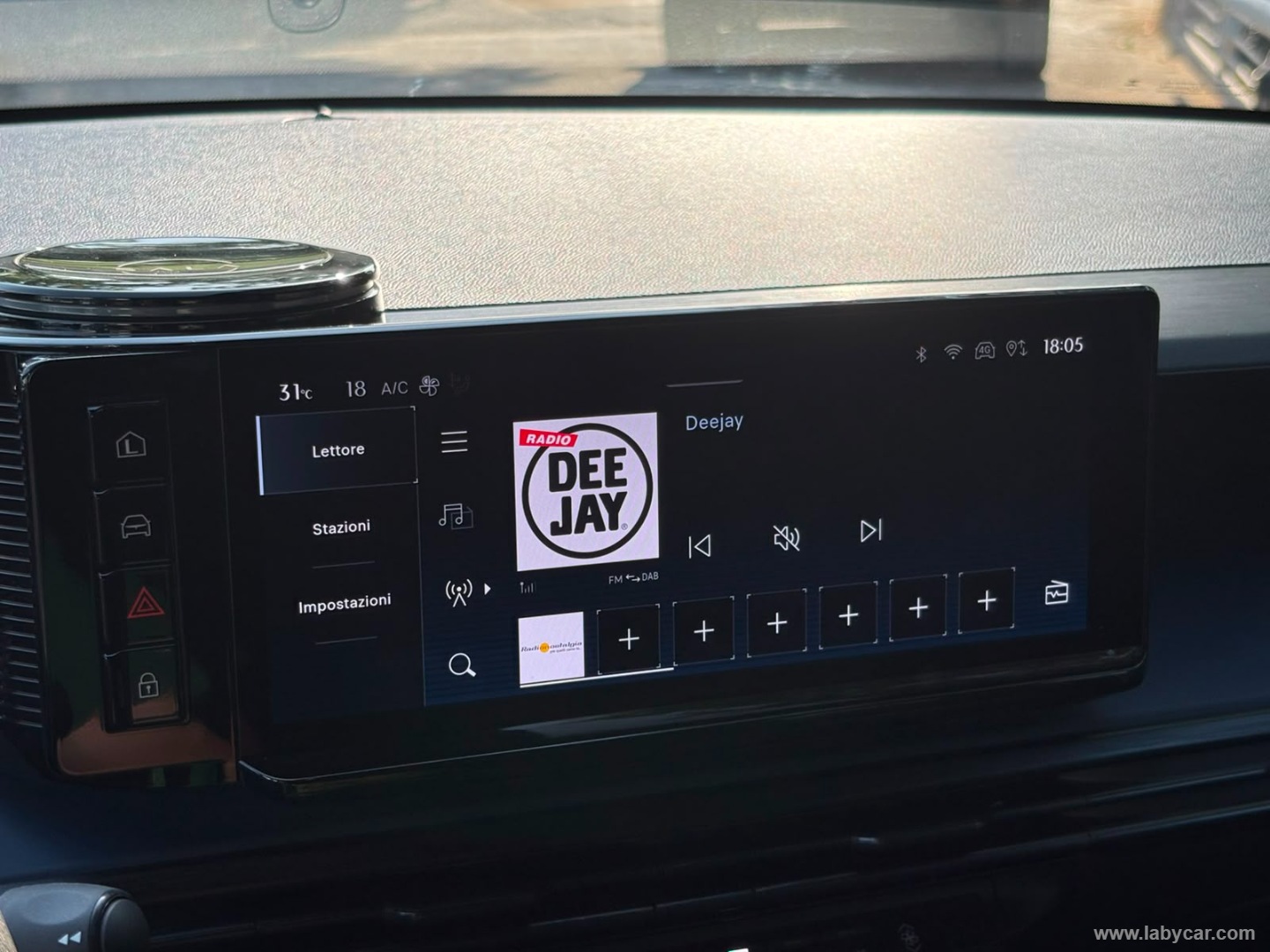 Lancia Ypsilon Hybrid e-DCT Ed.Limitata Cassina - Immagine 23