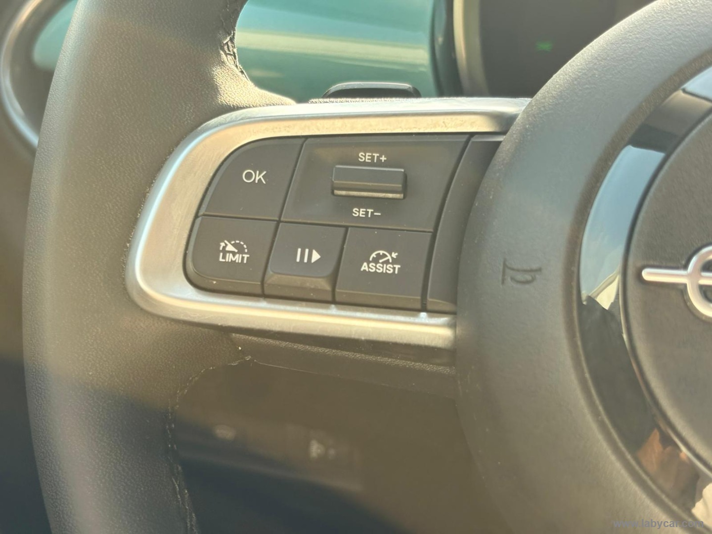 Fiat 600 Hybrid 145 CV DCT MHEV Icon - Immagine 23