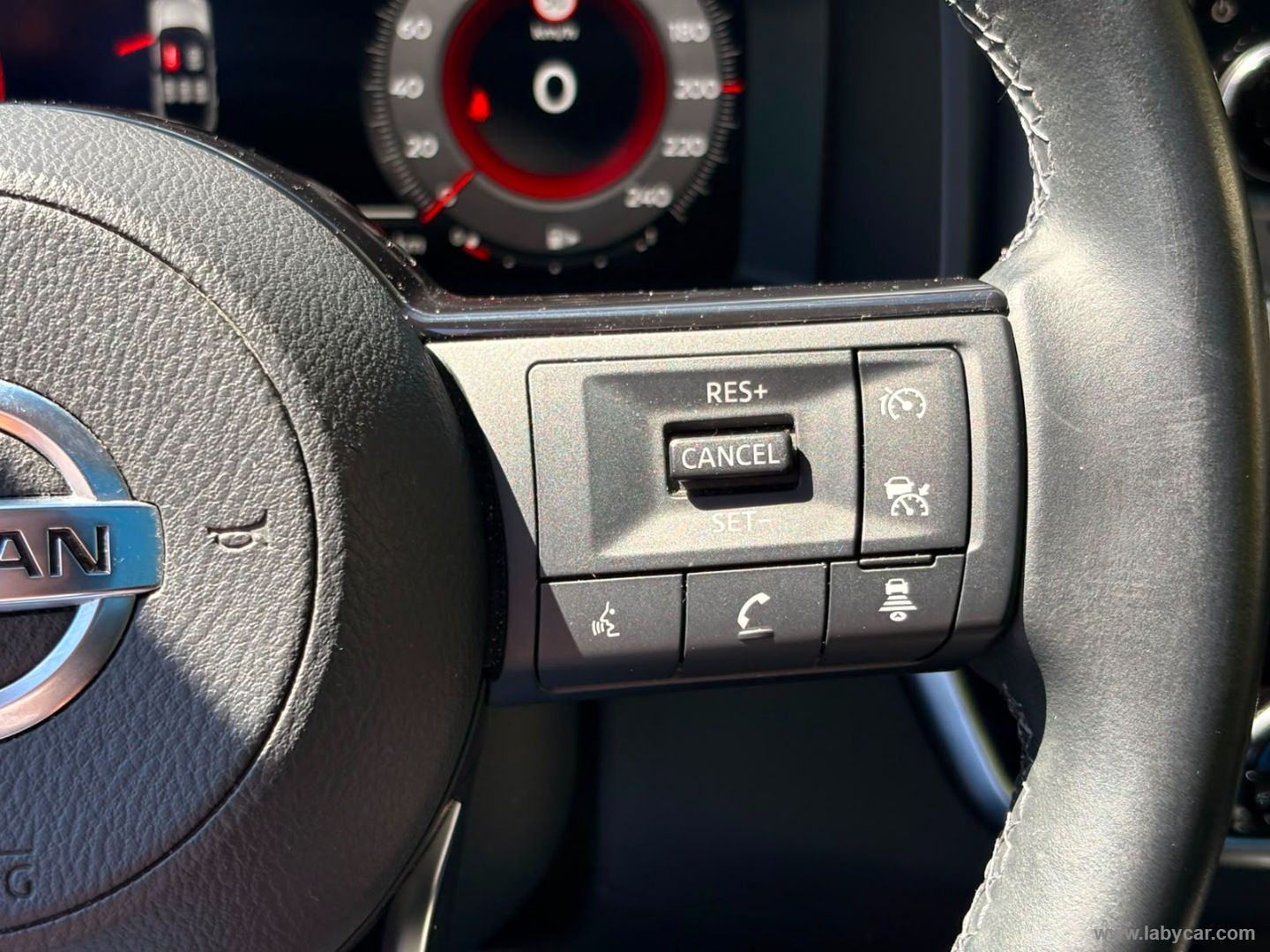 Nissan Qashqai MHEV 140 CV N-Connecta - Immagine 23