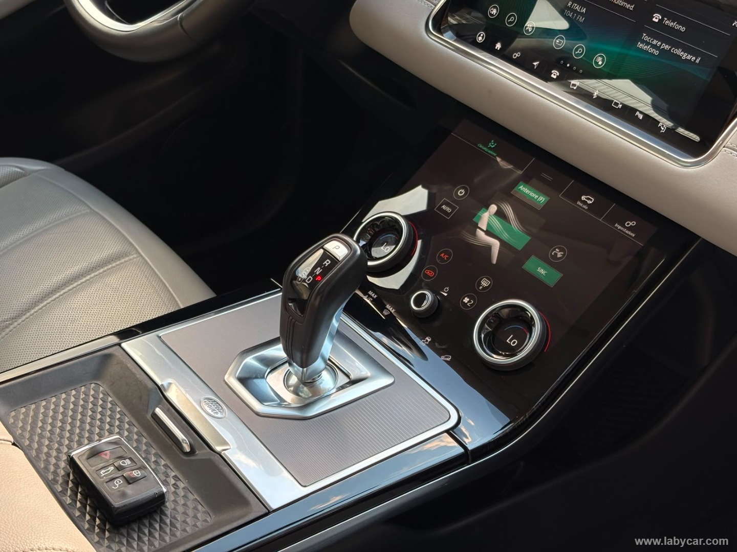 Land Rover Range Rover Evoque RR Evoque 1.5 PHEV 300 CV AWD Auto SE - Immagine 23