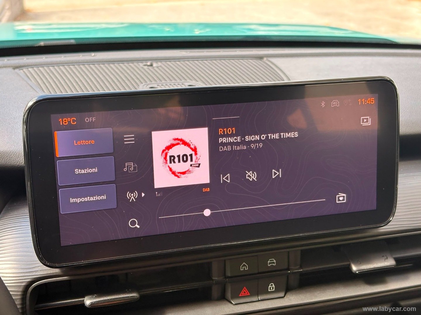 Jeep Avenger 1.2 Turbo Altitude - Immagine 23