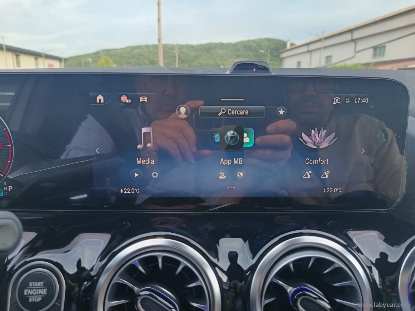 Mercedes-Benz Classe GLA GLA 200 d Automatic AMG Line Extra - Immagine 23