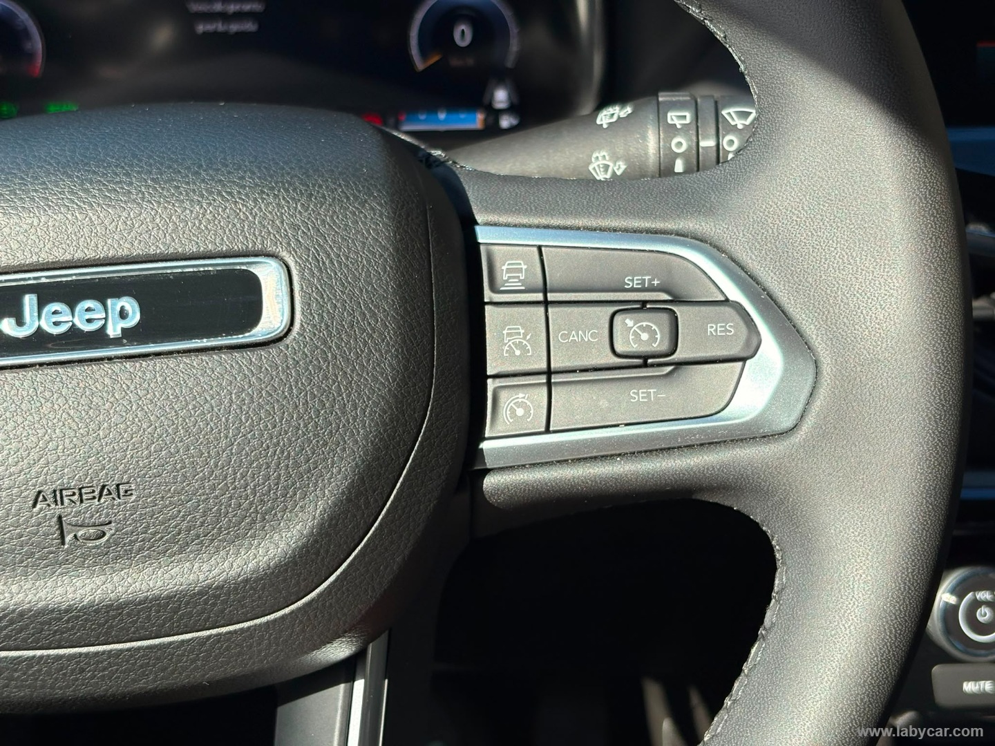 Jeep Compass 1.5 T4 130CV MHEV 2WD Summit - Immagine 23