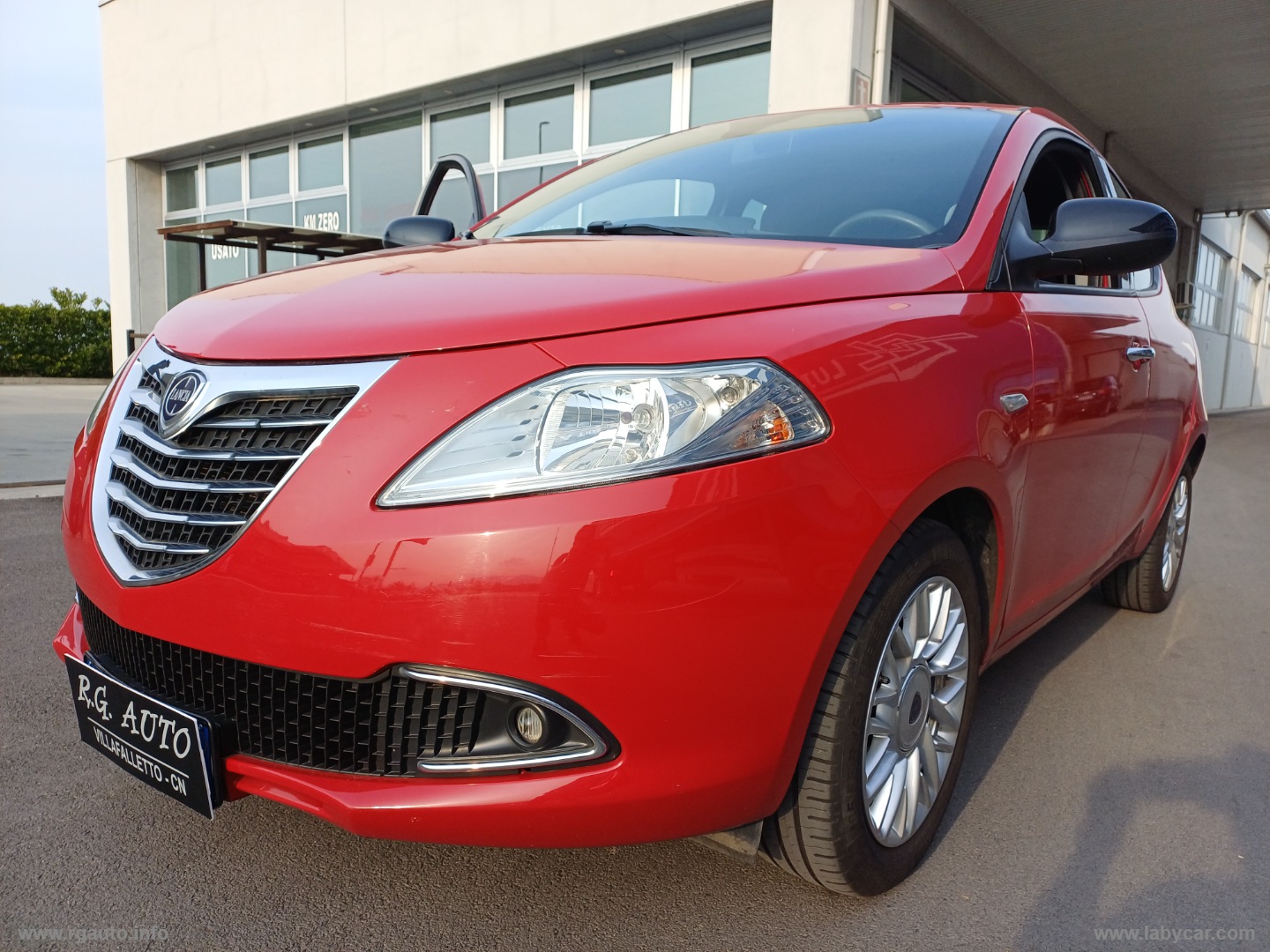 Ypsilon 0.9 T.Air 85 CV 5p. S&S Gold - immagine 23