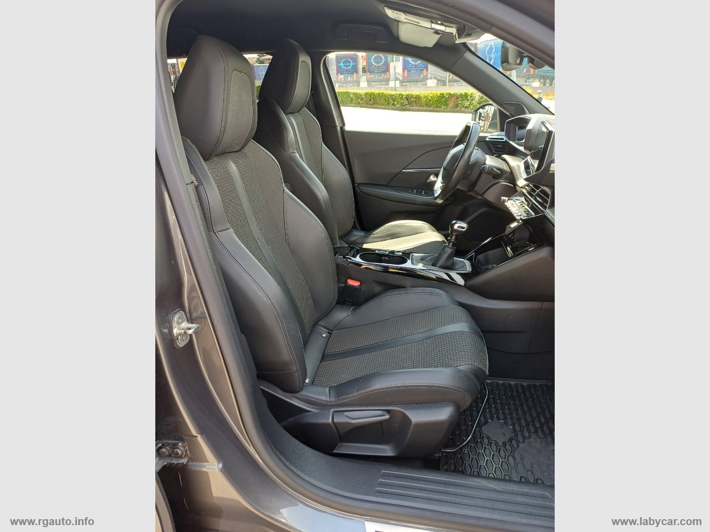 2008 BlueHDi 110 S&S GT - immagine 23