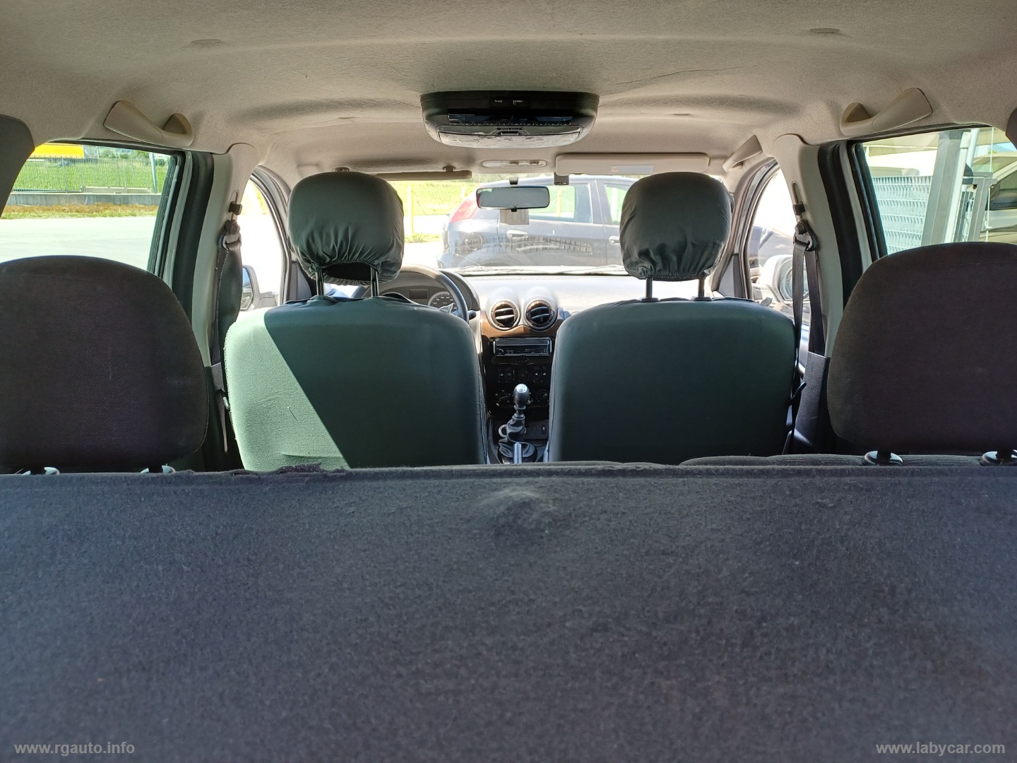 Duster 1.5 dCi 110CV 4x4 Lauréate Autoc. - immagine 23