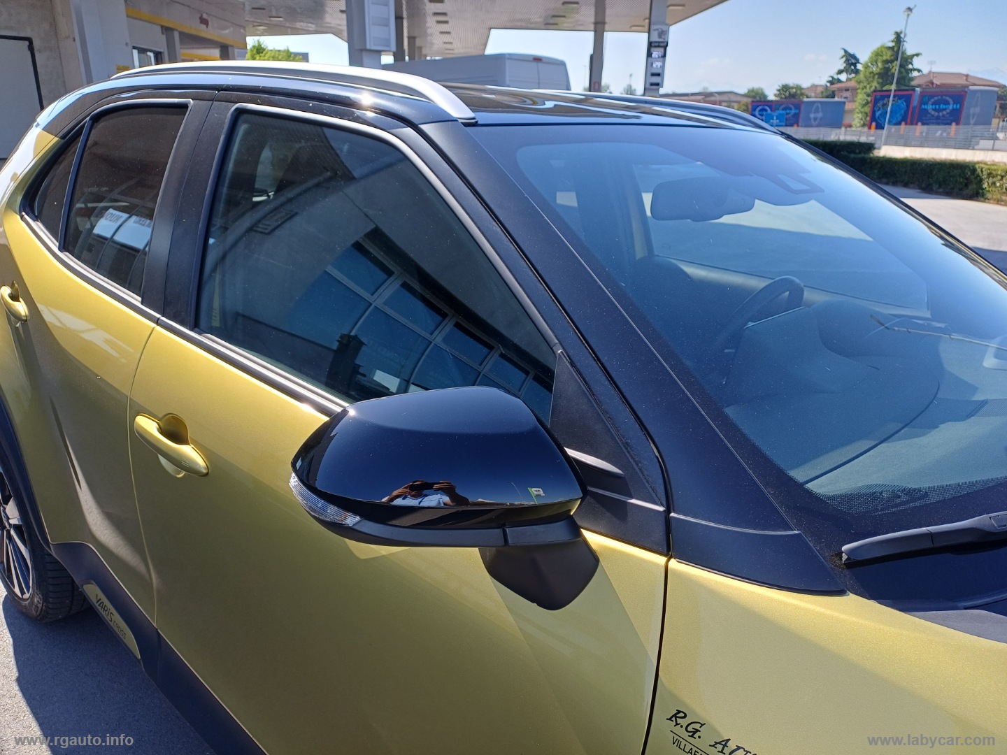 Yaris Cross 1.5 Hyb. 5p. E-CVT AWD Prem. - immagine 23