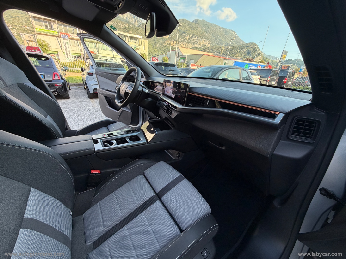 Grandland 1.2 Hybrid 145 CV EDCT GS - immagine 23