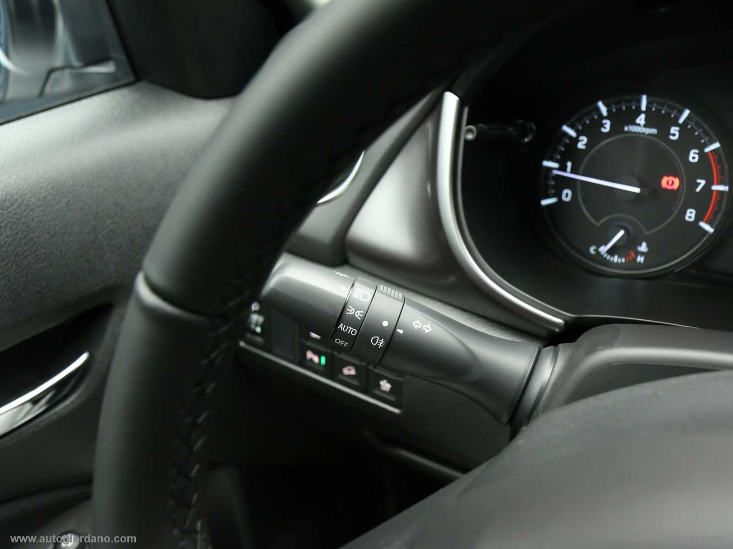 Vitara 1.4 Hybrid 4WD AllGrip Cool+ - immagine 23