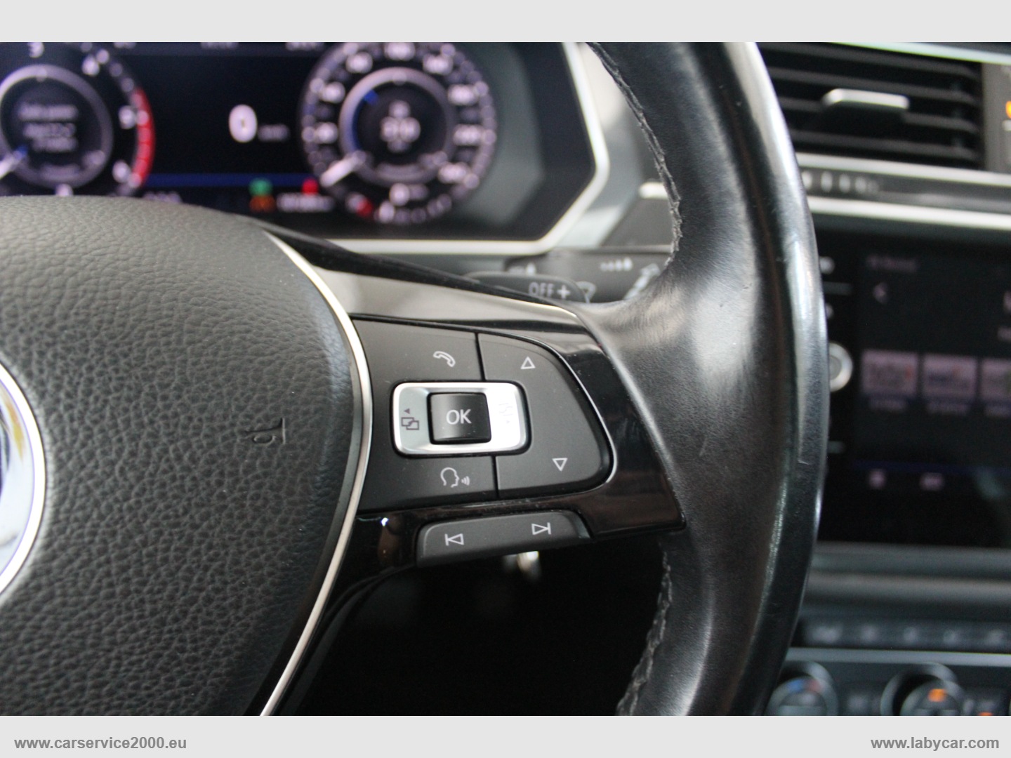 Tiguan 2.0 TDI DSG 4MOTION Advanced BMT - immagine 23
