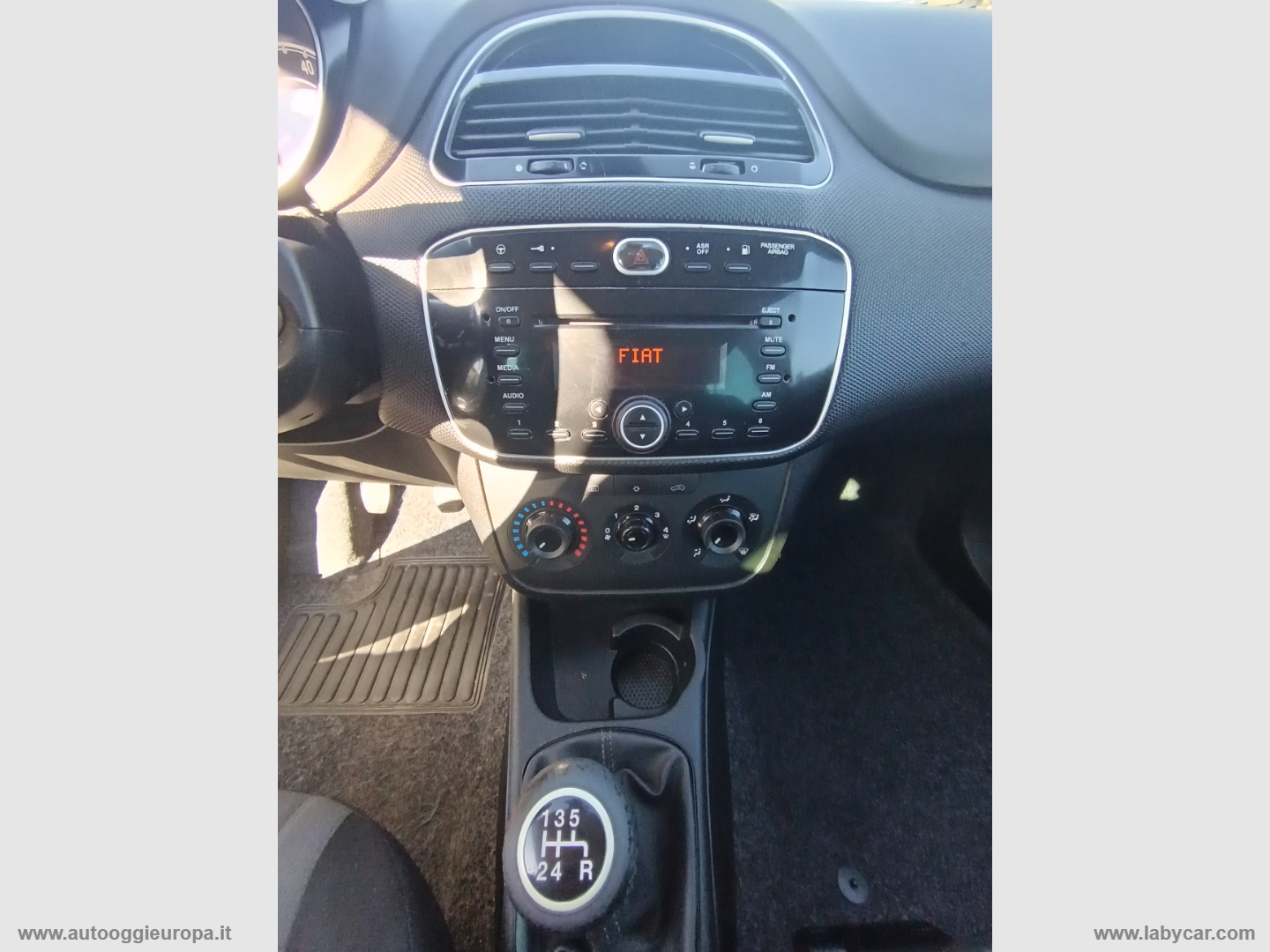 Punto 1.4 8V 5p. Easypower Lounge - immagine 23