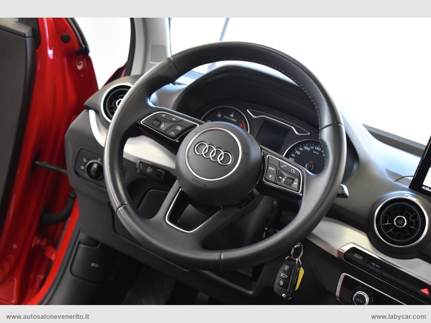 Q2 30 TDI S tronic Identity Black - immagine 23