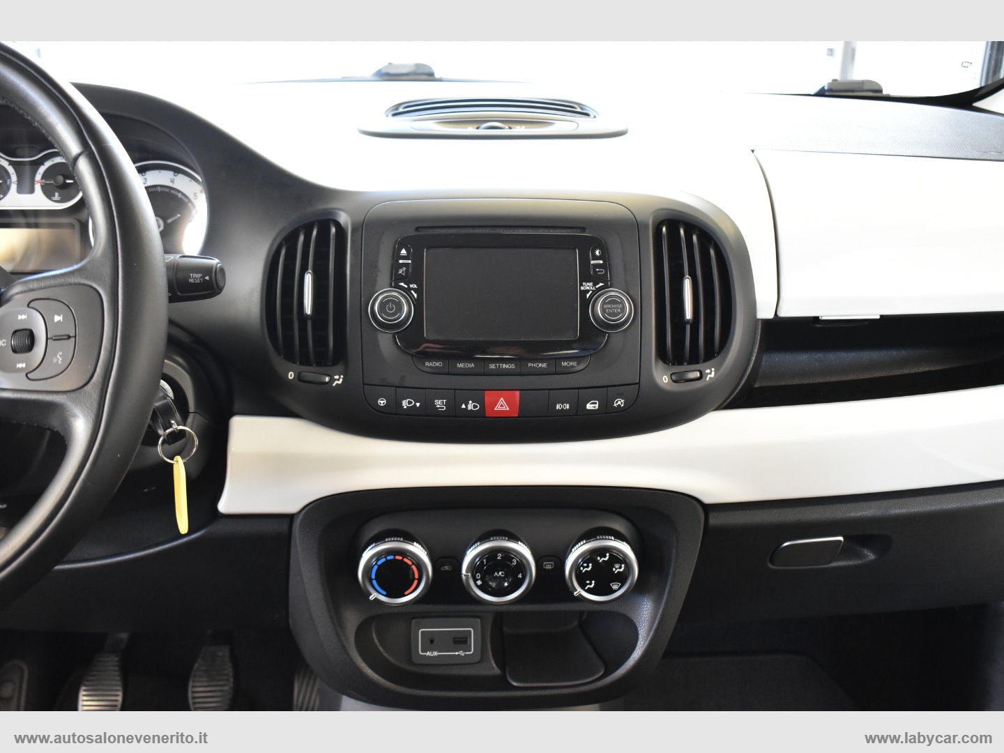 500L 1.3 MJT 95 CV Business - immagine 23