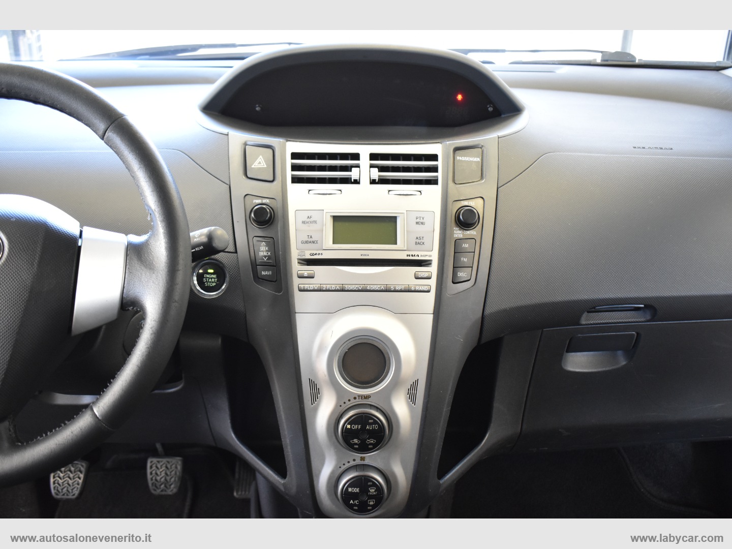 Yaris 1.4 D-4D 5p. Sol - immagine 23