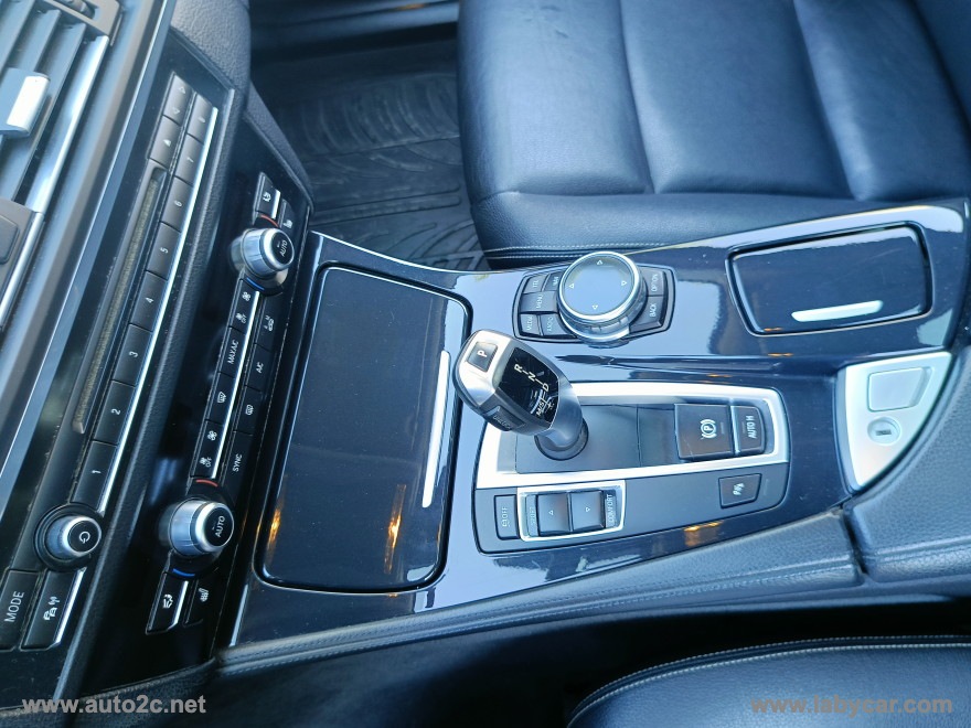 520d Touring Luxury - immagine 23