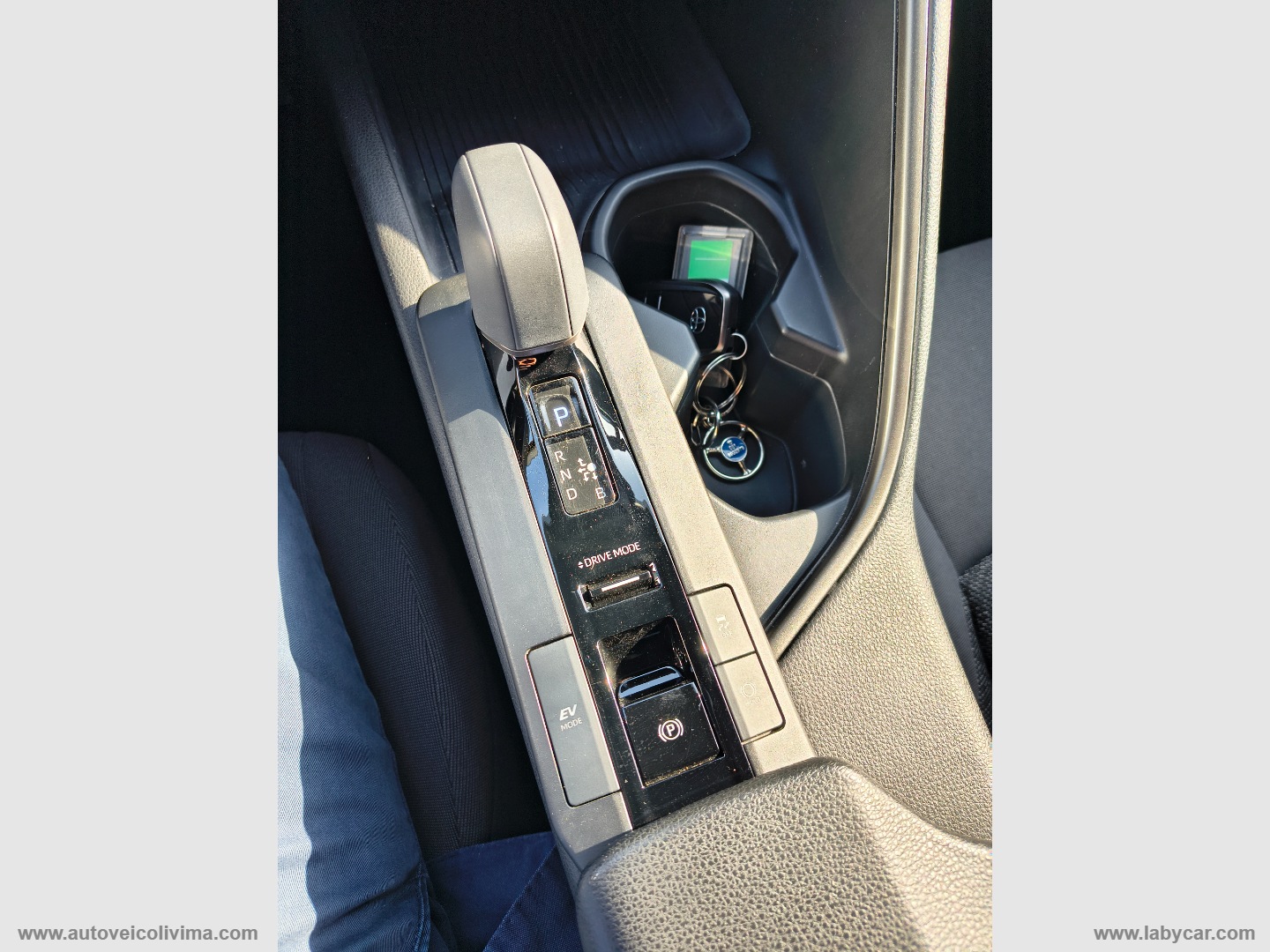 C-HR 1.8 HV Active - immagine 23