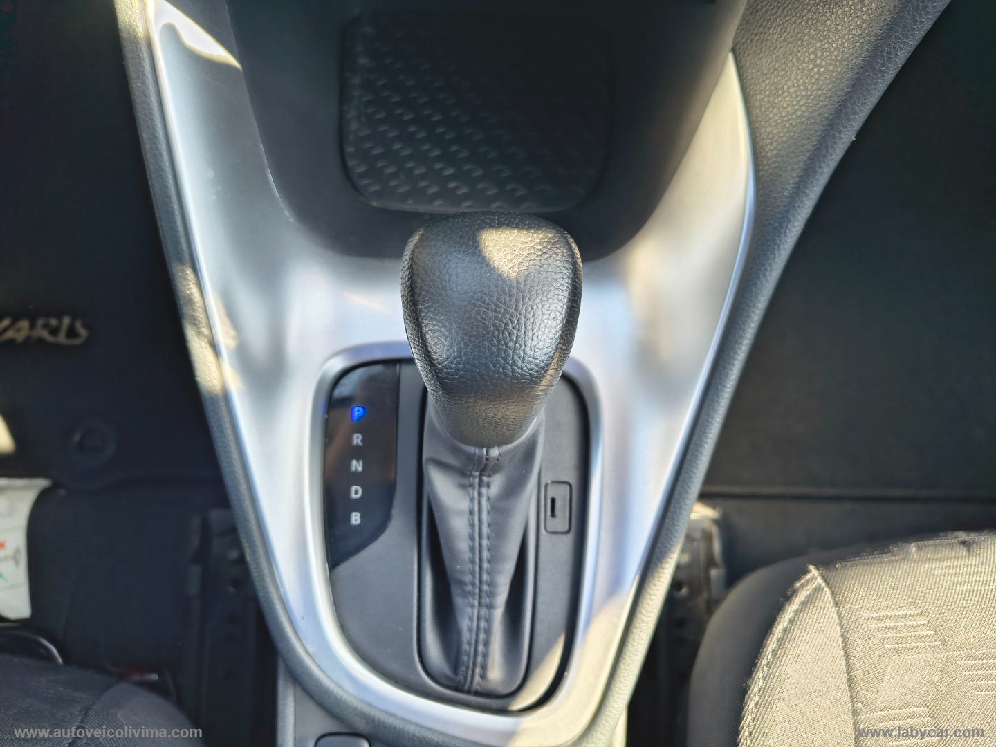 Yaris 1.5 Hybrid 5p. Active - immagine 23
