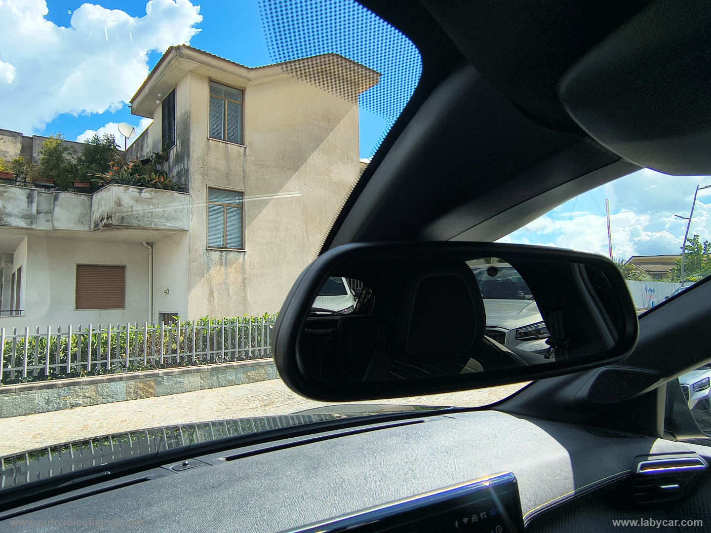 208 Hybrid 136 e-DCS6 GT - immagine 23