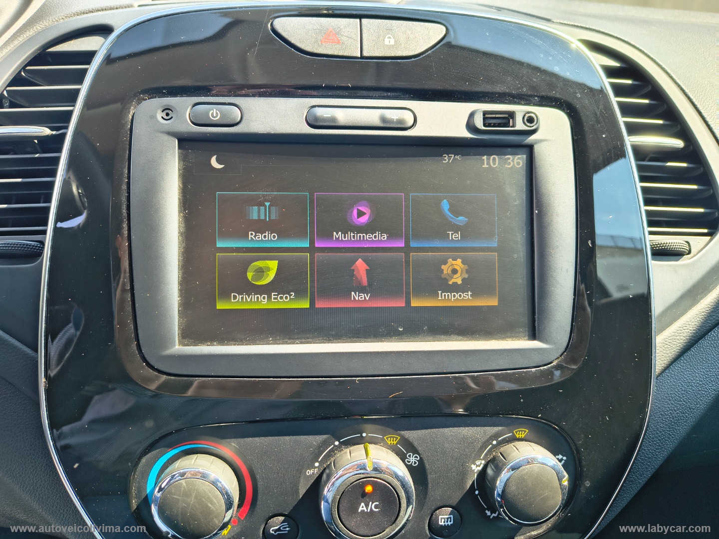 Captur TCe 12V 90 CV Business - immagine 23