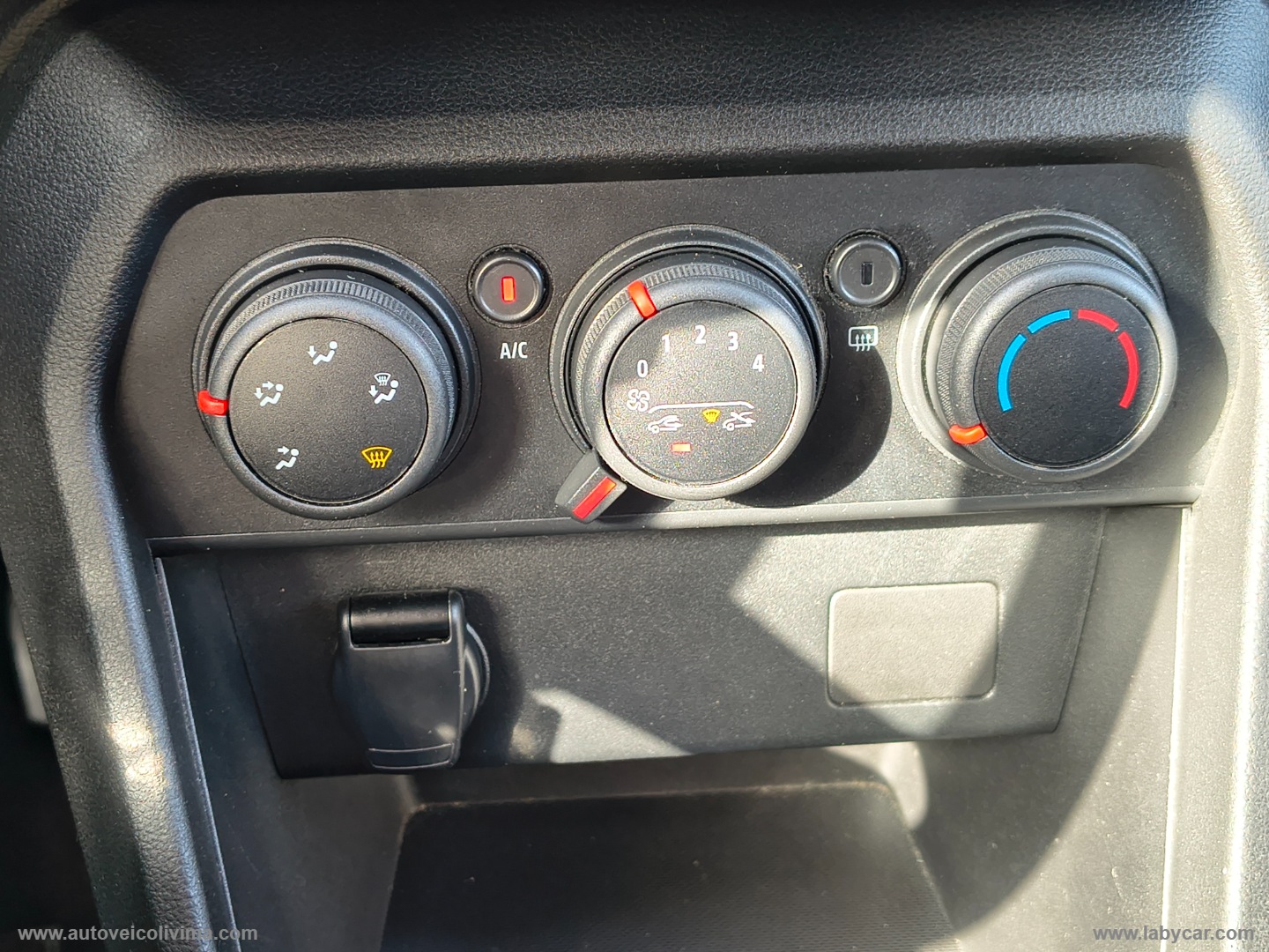 Sandero Stepway 1.0 TCe ECO-G Comfort - immagine 23