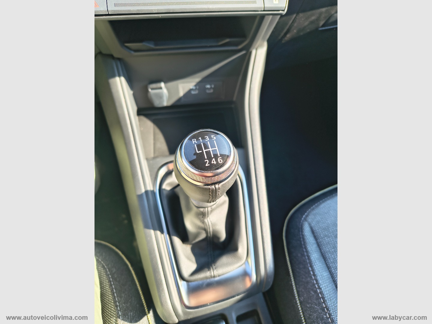 Captur Eco-G 120 CV Techno KM 0 ITALIA - immagine 23