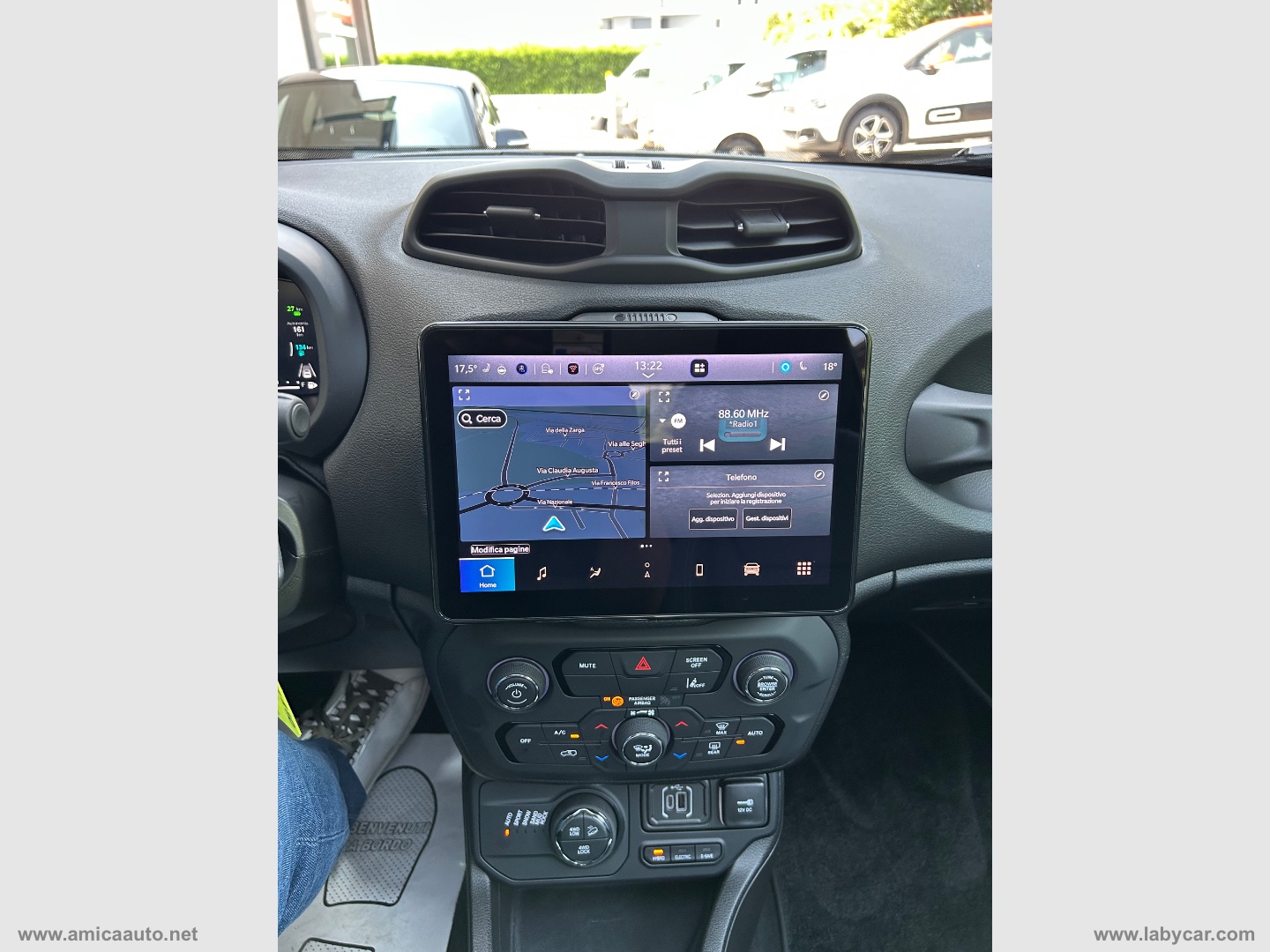 Renegade 1.3 T4 240CV PHEV 4xe AT6 Over. SOLO KM 2.300 - immagine 23