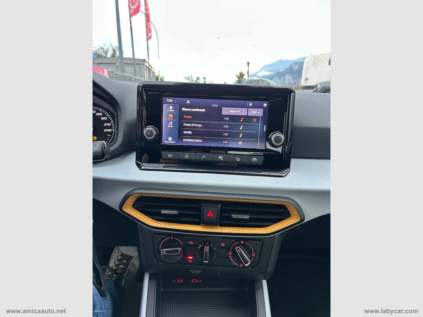 Arona 1.0 EcoTSI Style - immagine 23