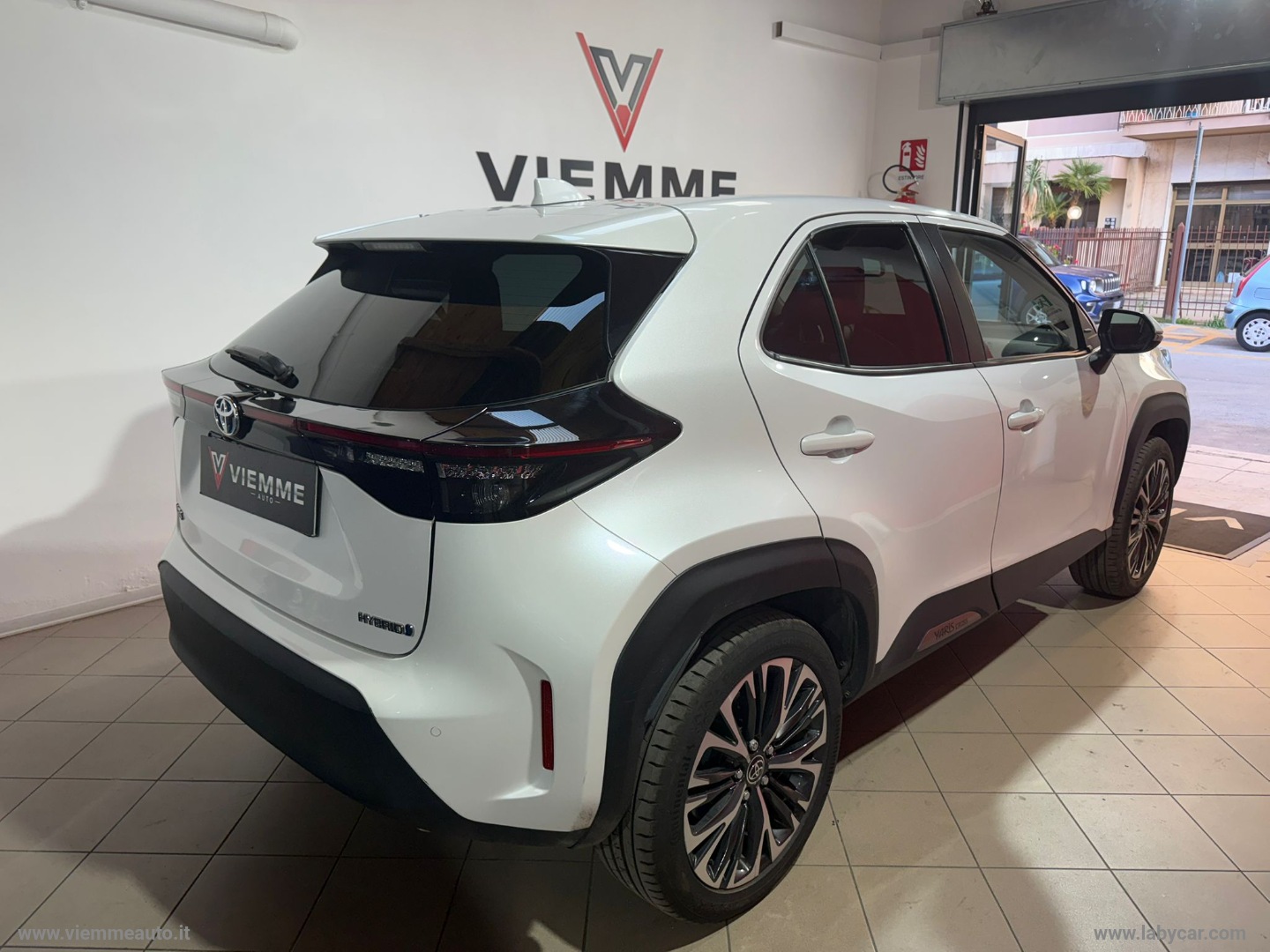 Yaris Cross 1.5 Hybrid 5p. E-CVT Prem. - immagine 23