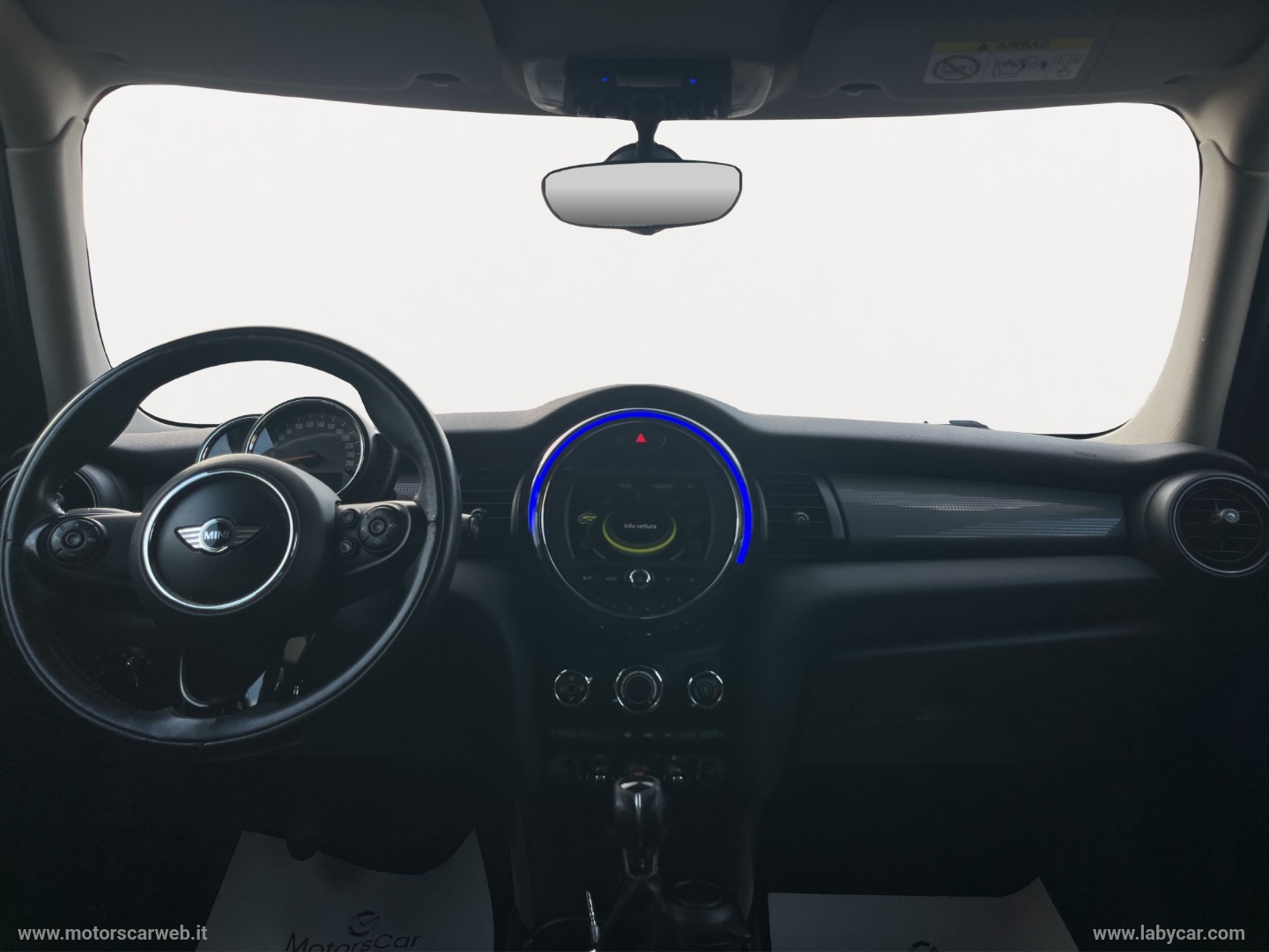 Mini Cooper D 5 porte - immagine 23