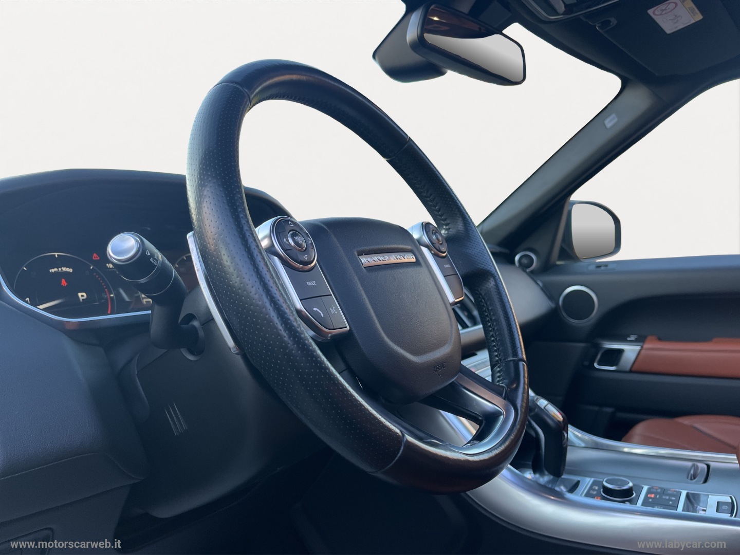 Range Rover Sport 3.0 TDV6 HSE Dynamic TETTO APRIBILE - immagine 23
