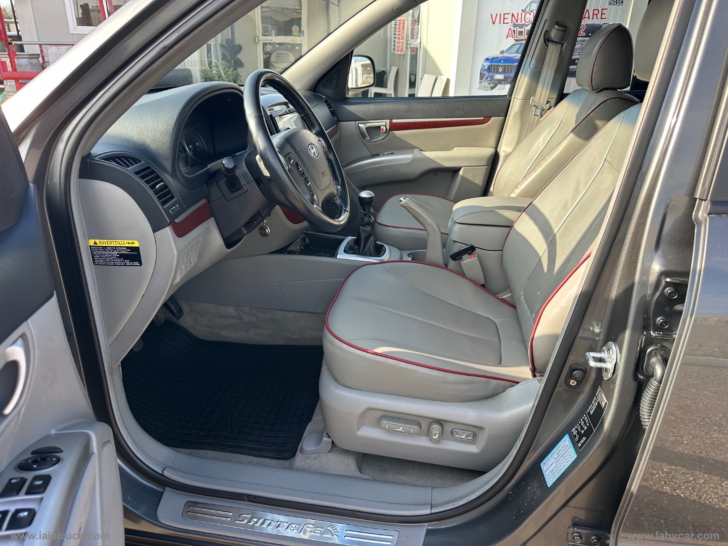 Santa Fe 2.2 CRDi VGT Active 5 p.ti - immagine 23