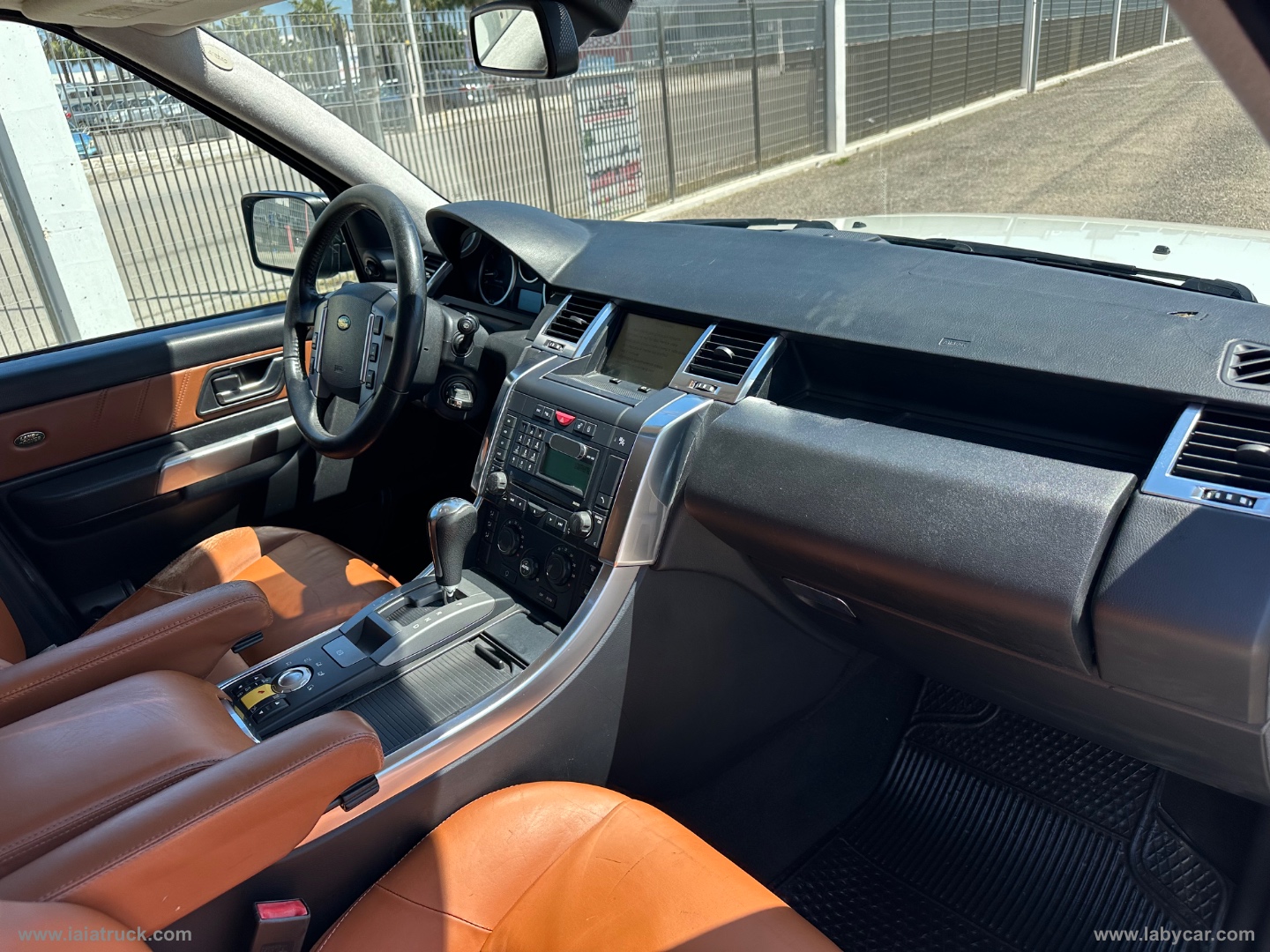 Range Rover Sport 2.7 TDV6 HSE - immagine 23