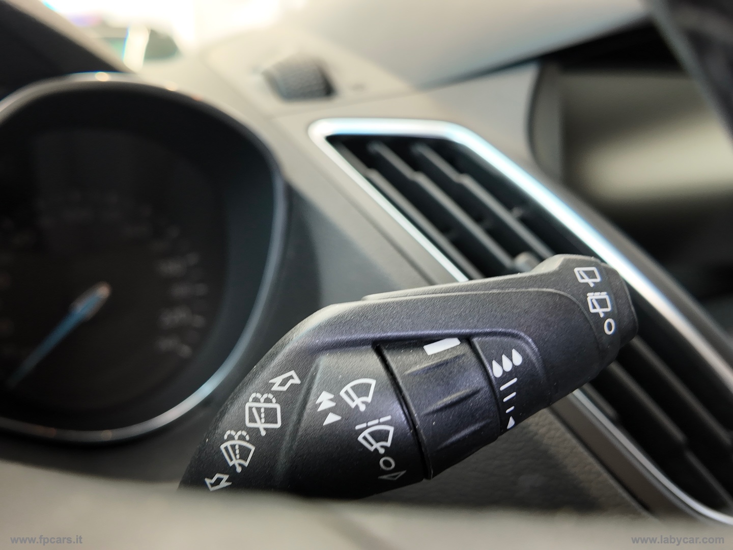C-Max 1.5 TDCi 120 CV Pow. S&S Tit. X - immagine 23