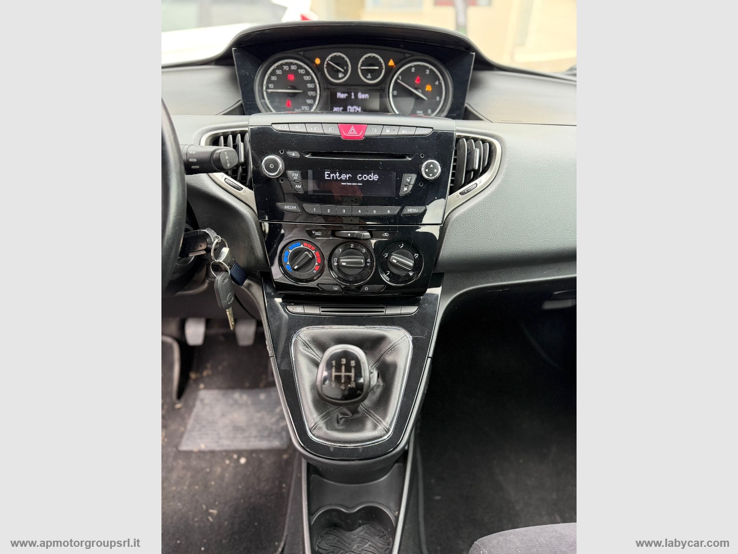 Ypsilon 1.3 MJT 95 CV 5p. S&S Gold - immagine 23