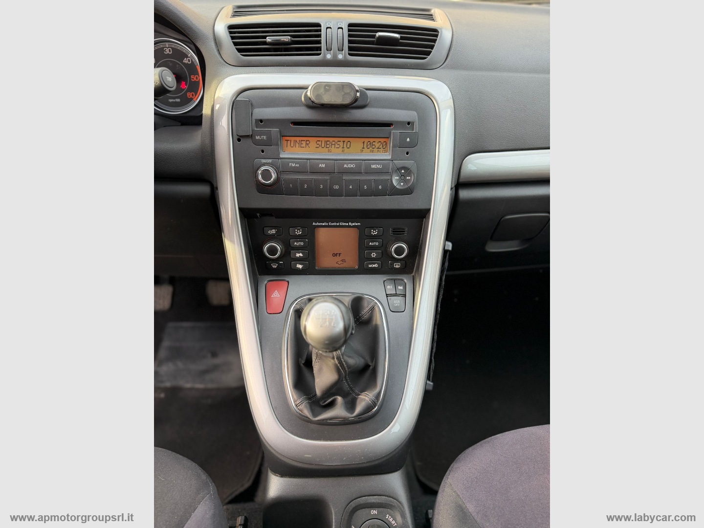Croma 1.9 MJT Emotion - immagine 23