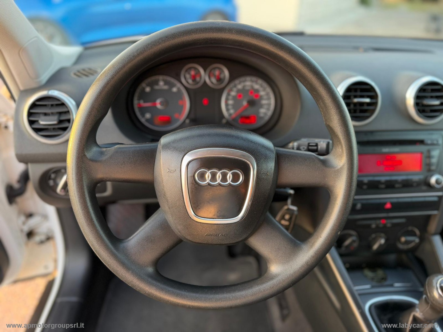 A3 1.6 TDI 90 CV CR FAP Ambiente - immagine 23