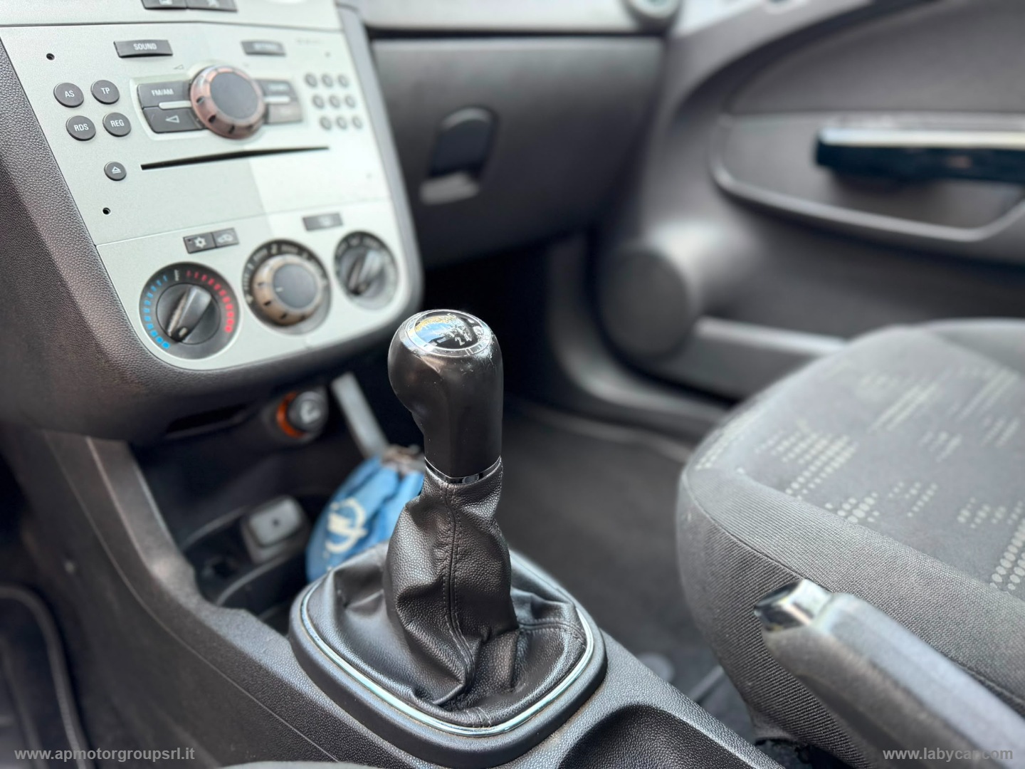 Corsa 1.2 85 CV 5p. GPL-TECH Club - immagine 23
