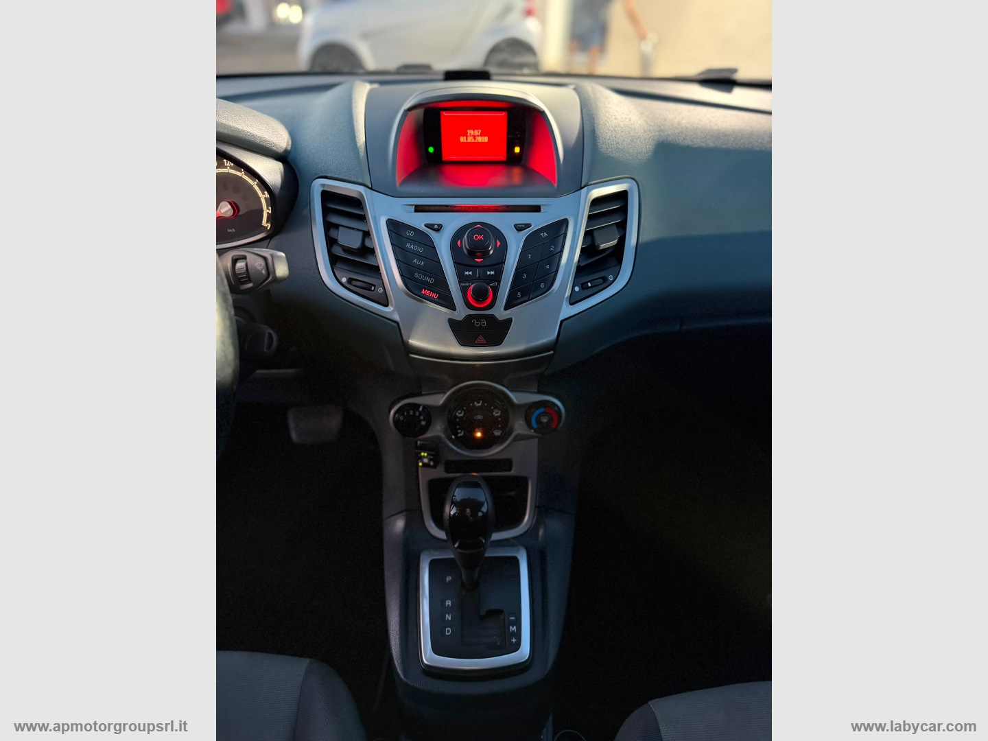 Fiesta 1.4 96 CV aut. 5p. Titanium - immagine 23