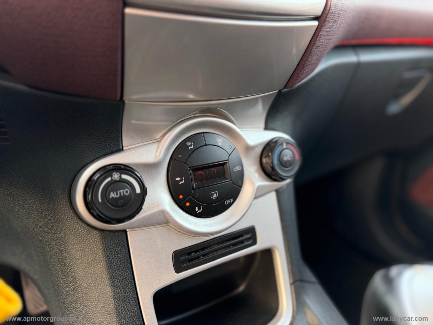 Fiesta 1.2 16V 5p. Titanium - immagine 23