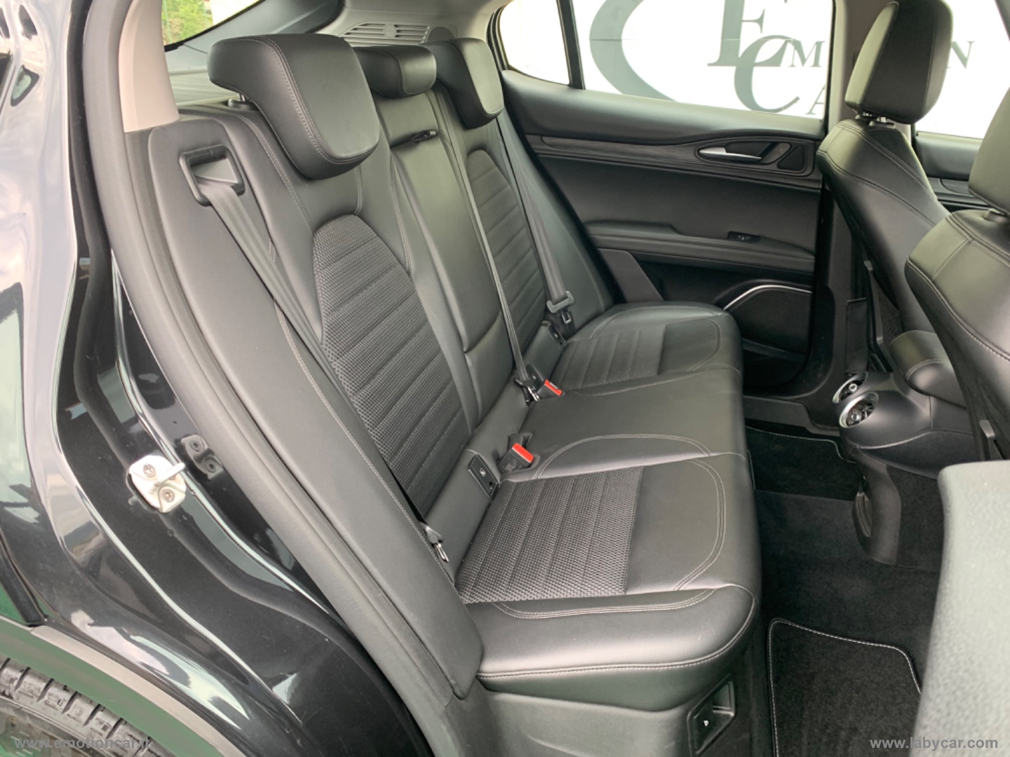 Stelvio 2.2 T.diesel 150CV AT8 RWD Super - 2018 - immagine 23