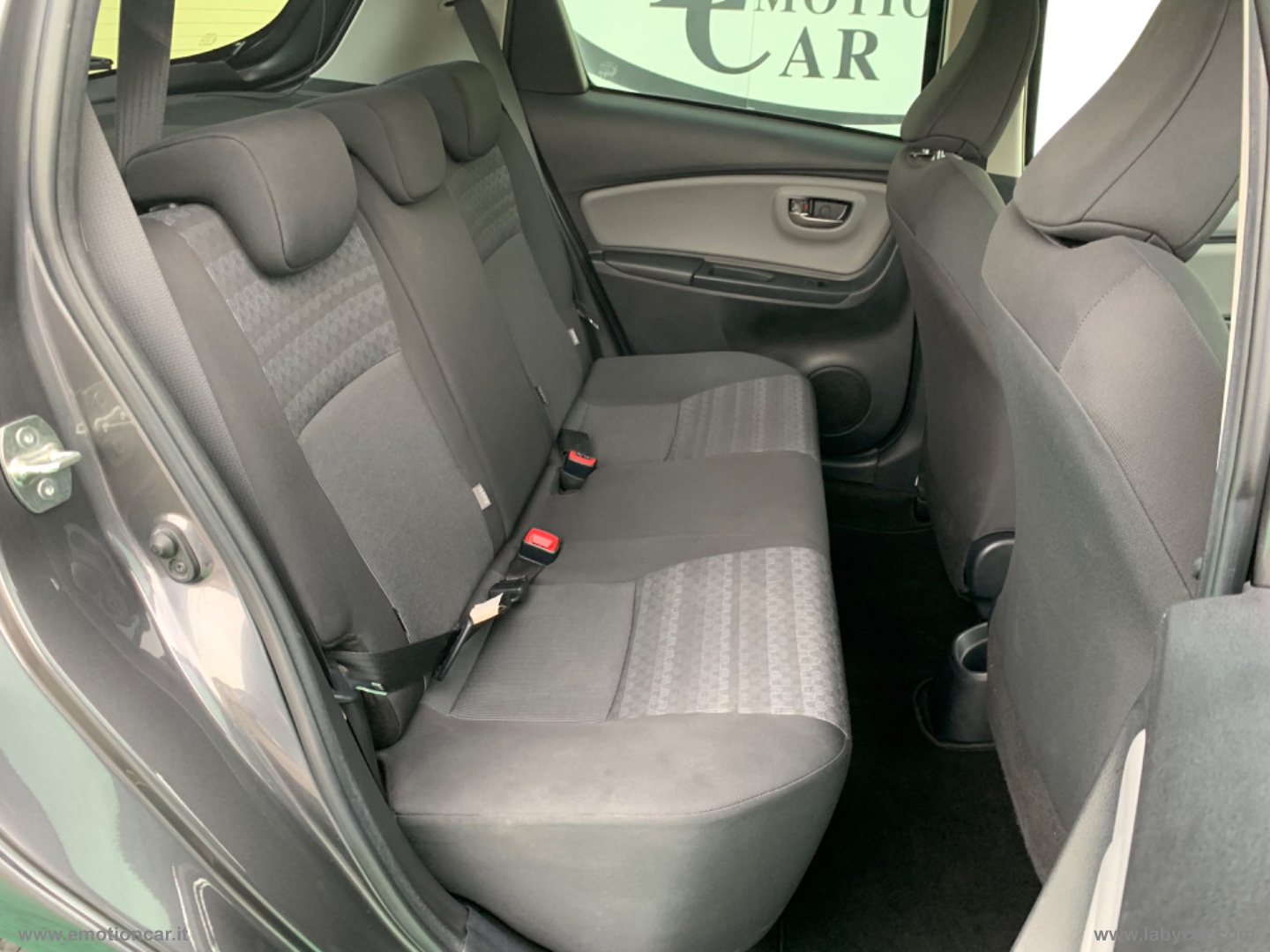 Yaris 1.4 D-4D 5p. Lounge -2016 - immagine 23