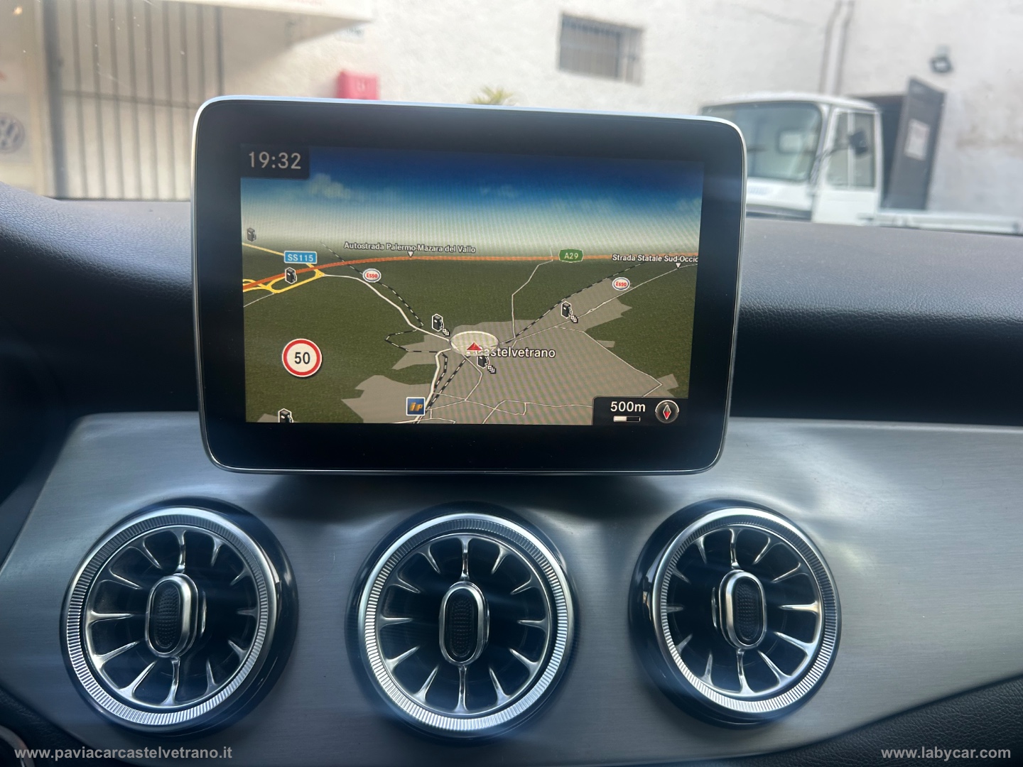 GLA 200 CDI AMG Premium - immagine 23