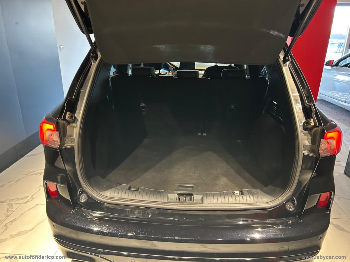 Kuga 1.5 EcoBlue 120 CV 2WD ST-Line - immagine 23