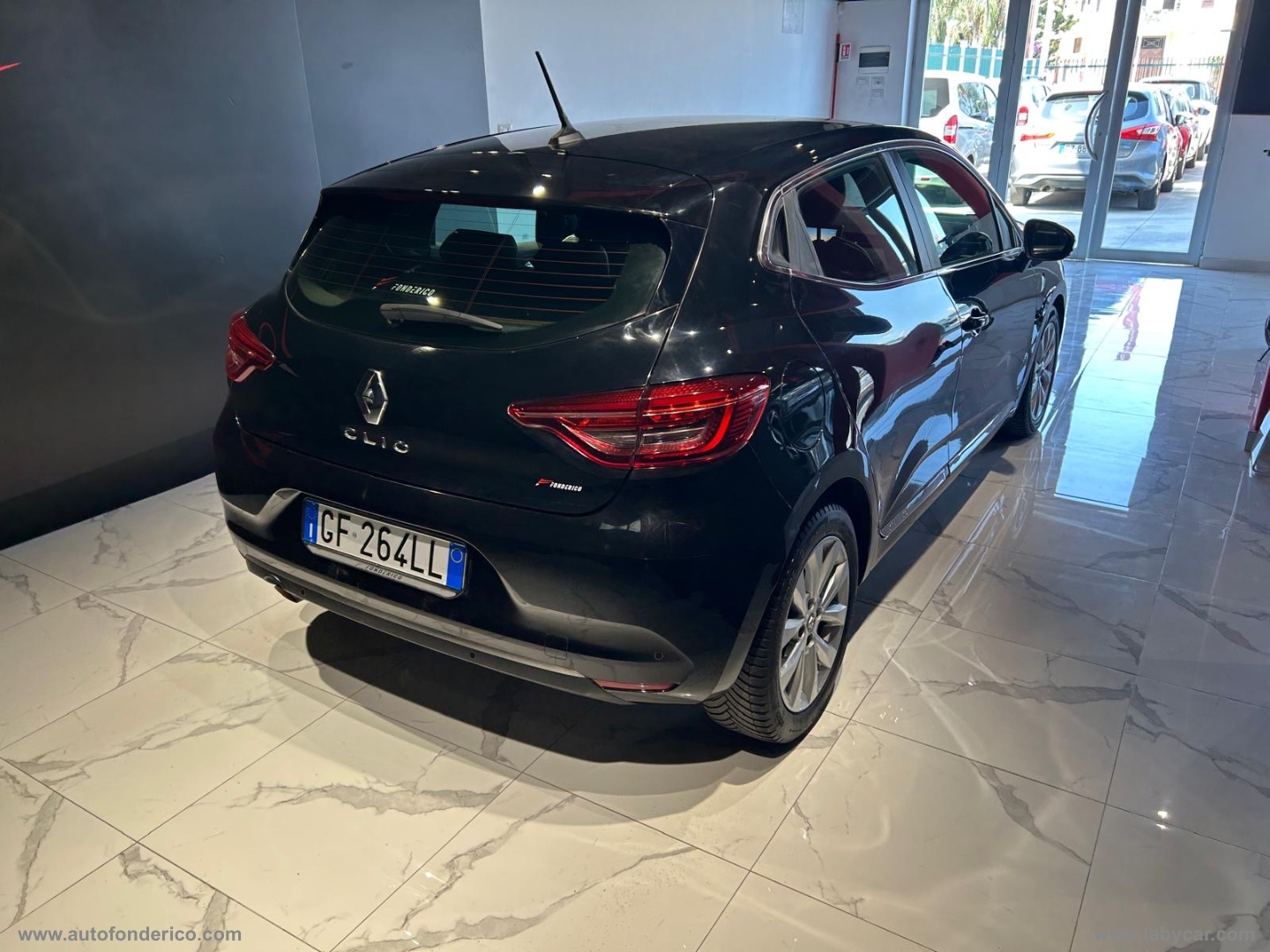 Clio TCe 100 CV GPL Intens - immagine 23