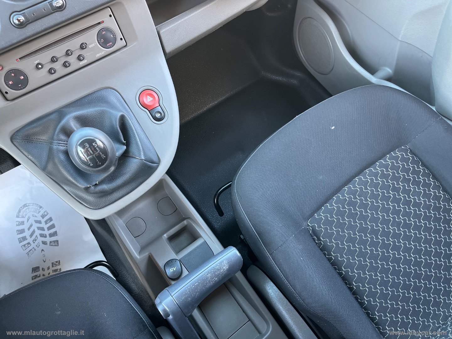 Kangoo 1.5 dCi 85CV 4p. Expr. Gran Conf. PERFETTE CONDIZIONI - immagine 23