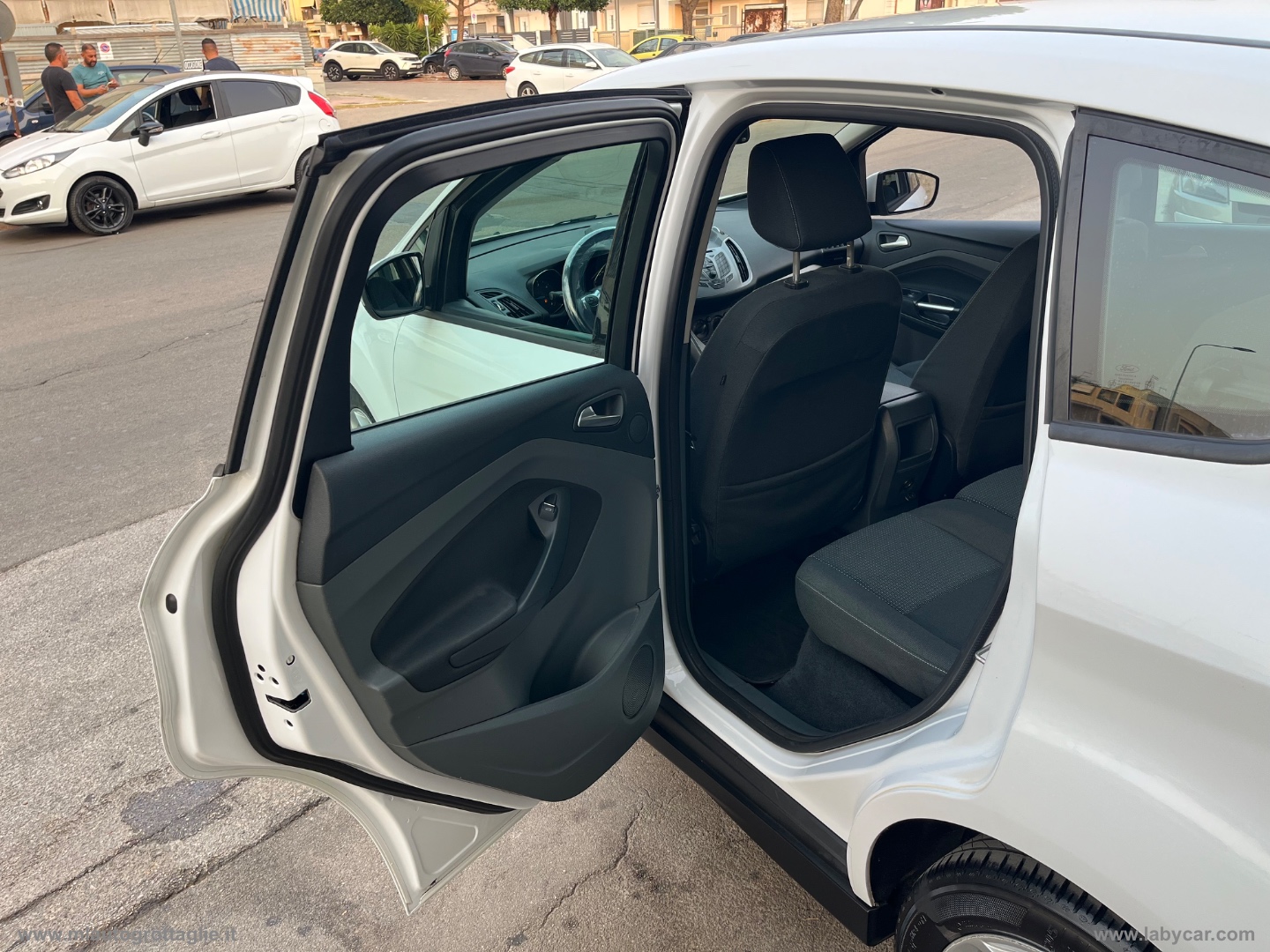 C-Max 1.6 TDCi 115 CV Titanium - immagine 23