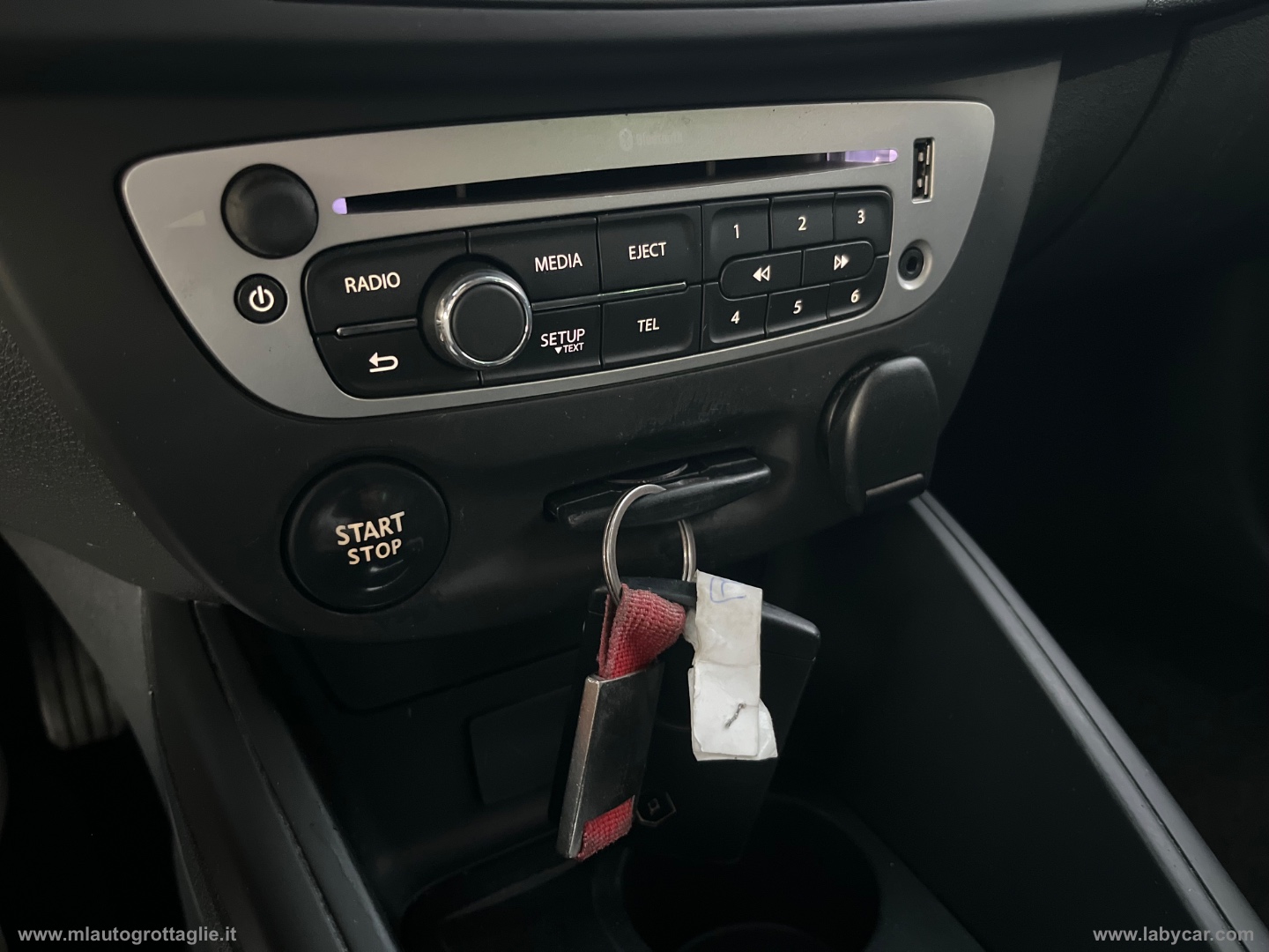 Mégane 1.5 dCi 110 CV SporTour Limited - immagine 23