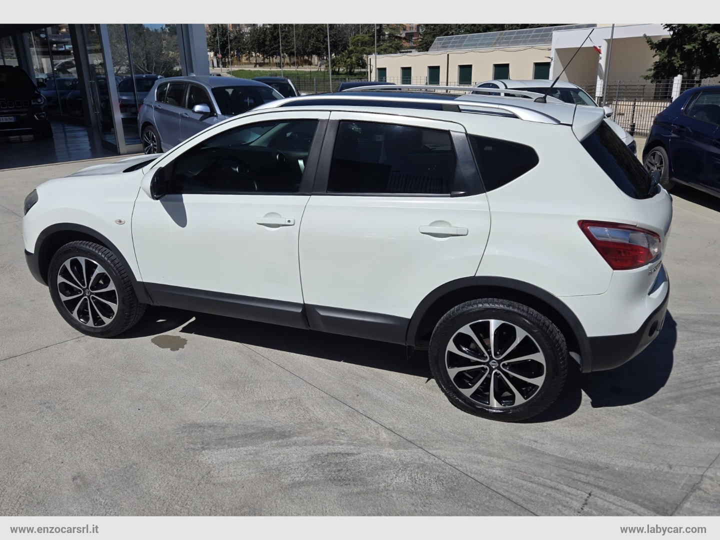Qashqai 1.5 dCi DPF Tekna TETTO PANORAMICO - immagine 23