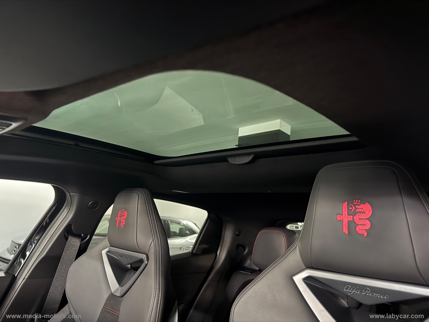 Junior 1.2 136 CV Hybrid eDCT6 Speciale - immagine 23